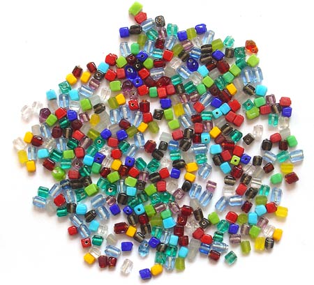Square, Transparent & Opaque Glass Beads<br>(5mm x 5mm)